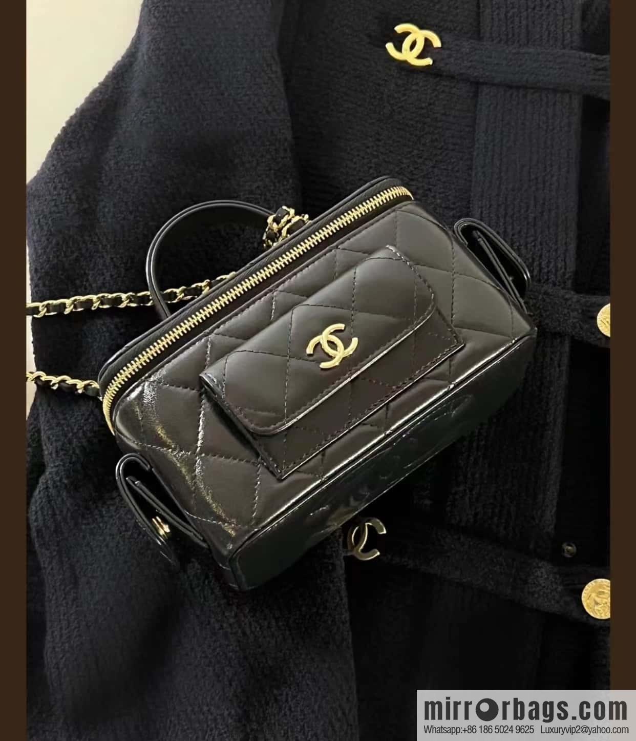 CHANEL 22k vanity case special edition handle box AP3017