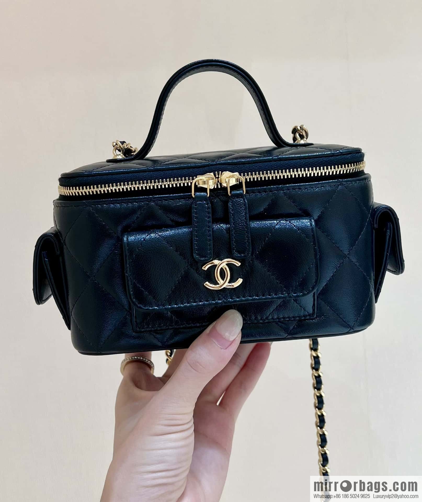 CHANEL 22k vanity case special edition handle box AP3017