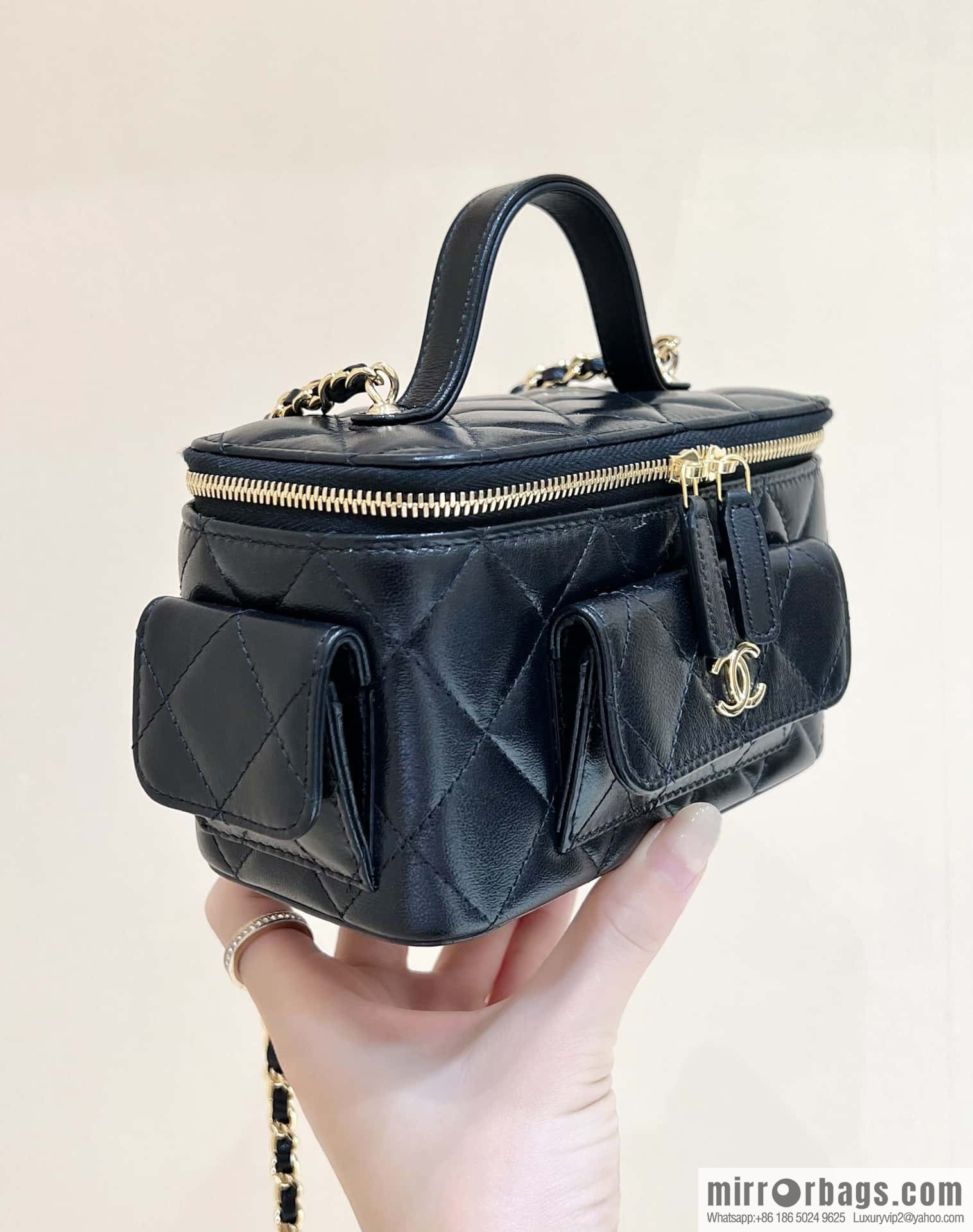 CHANEL 22k vanity case special edition handle box AP3017
