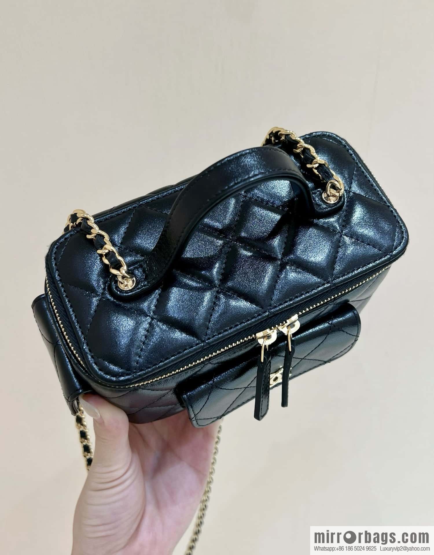 CHANEL 22k vanity case special edition handle box AP3017