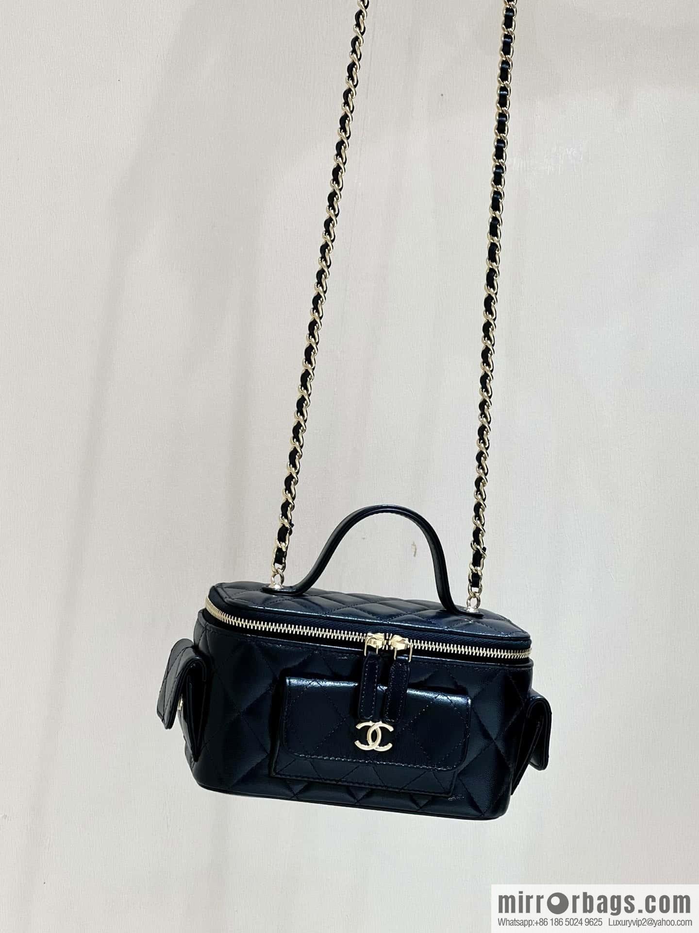 CHANEL 22k vanity case special edition handle box AP3017