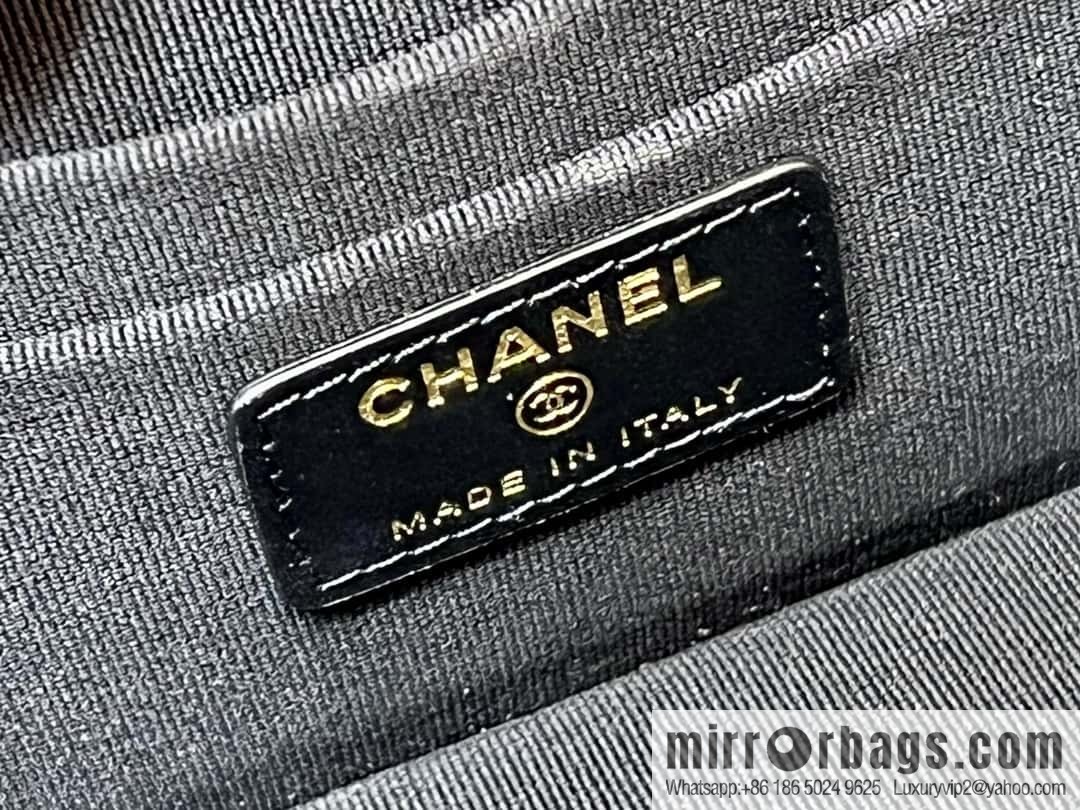 CHANEL 22k vanity case special edition handle box AP3017