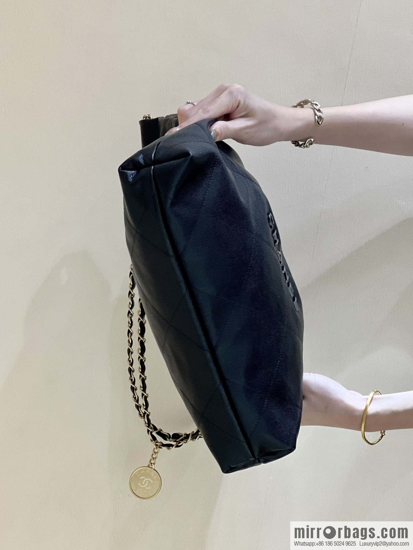 CHANEL black caviar leather with gun color hardware 23k garbage bag AS3261