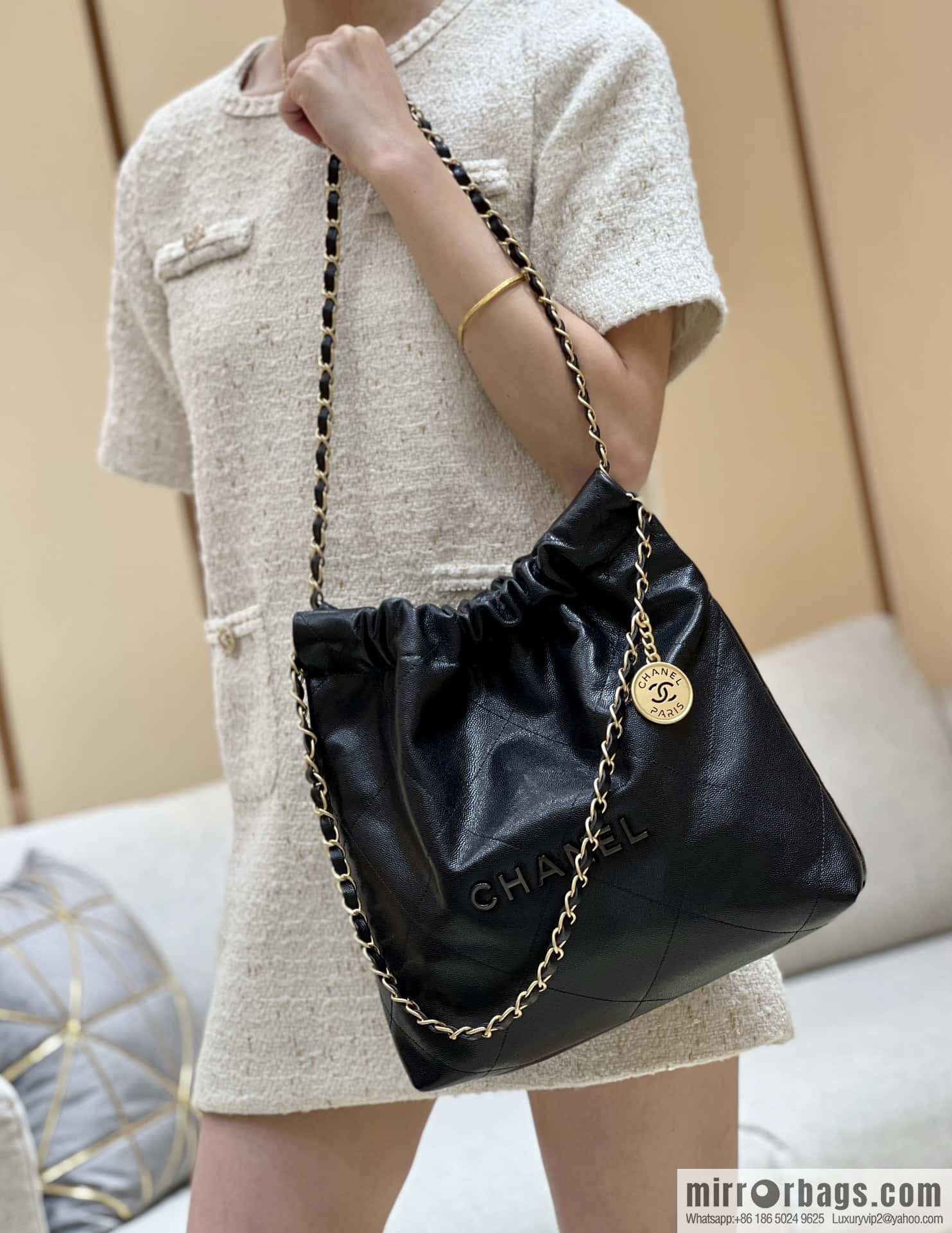CHANEL black caviar leather with gun color hardware 23k garbage bag, small AS3260