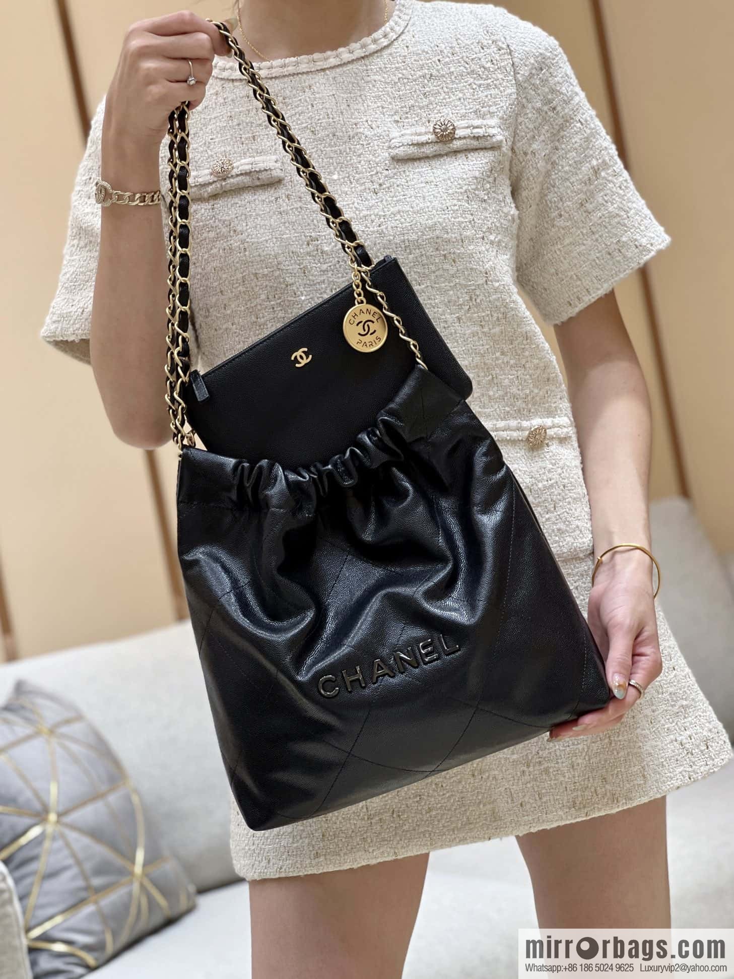CHANEL black caviar leather with gun color hardware 23k garbage bag, small AS3260