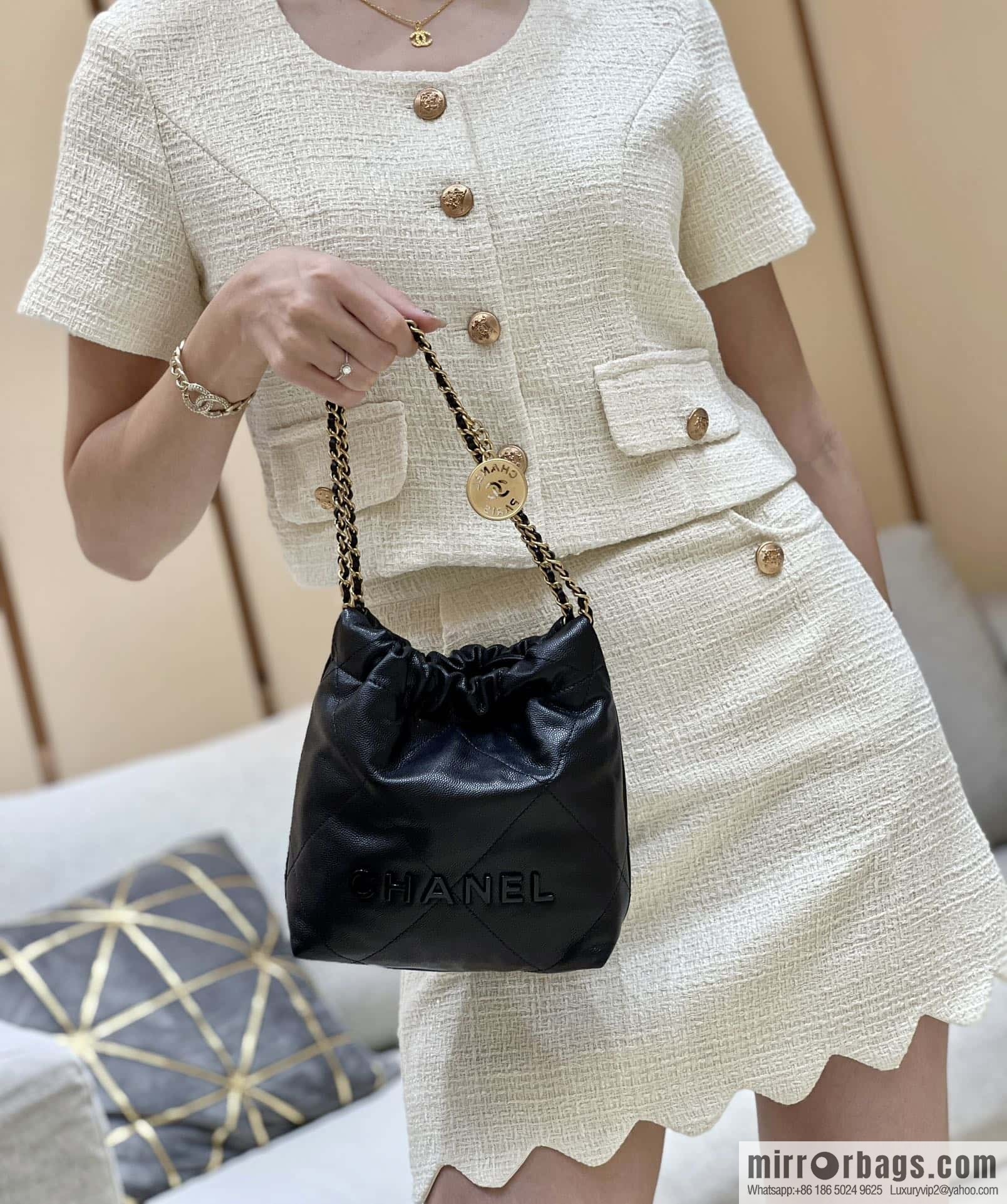 CHANEL black caviar leather with gun color hardware 23k garbage bag MiniAS3980