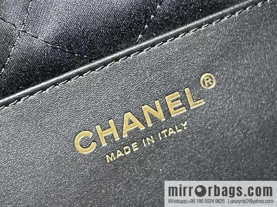 CHANEL black caviar leather with gun color hardware 23k garbage bag MiniAS3980