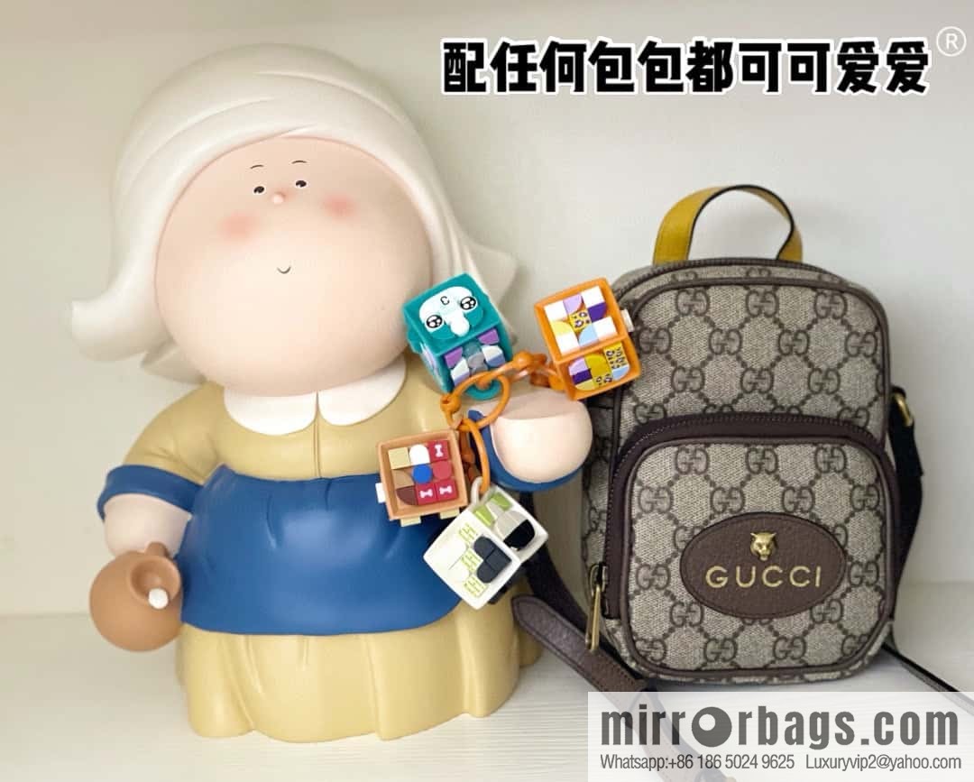 GUCCI 𝐍𝐞𝐨 𝐯𝐢𝐧𝐭𝐚𝐠𝐞 series mini handbag 658556