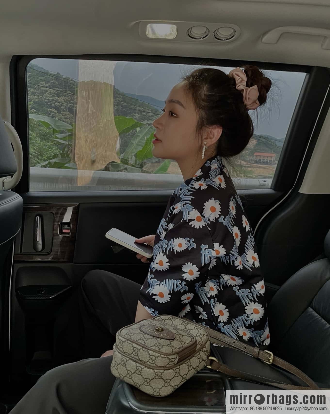 GUCCI 𝐍𝐞𝐨 𝐯𝐢𝐧𝐭𝐚𝐠𝐞 series mini handbag 658556