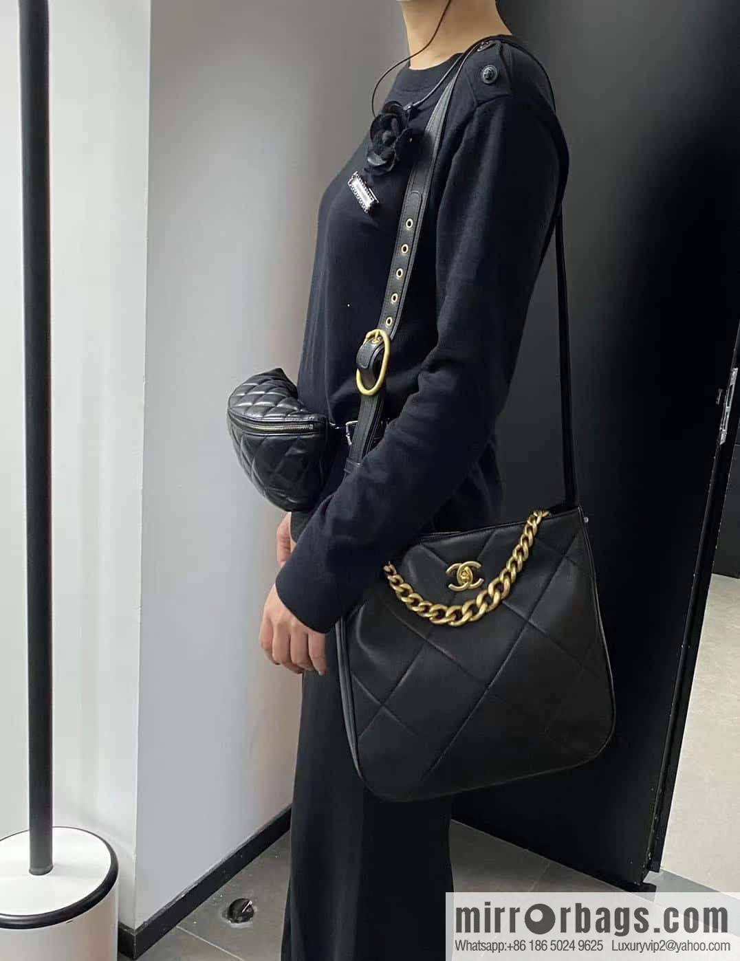 CHANEL 2021 autumn and winter high-end ready-to-wear series hippie bag AP2844