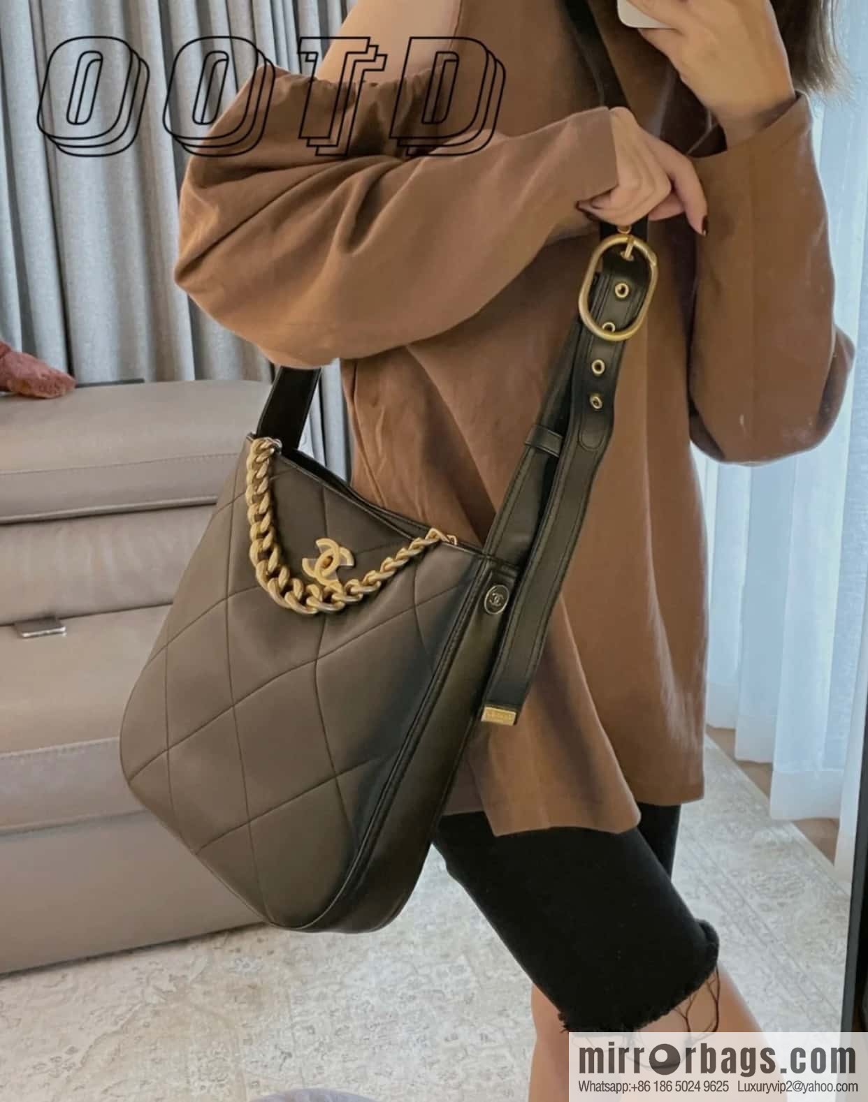 CHANEL 2021 autumn and winter high-end ready-to-wear series hippie bag AP2844