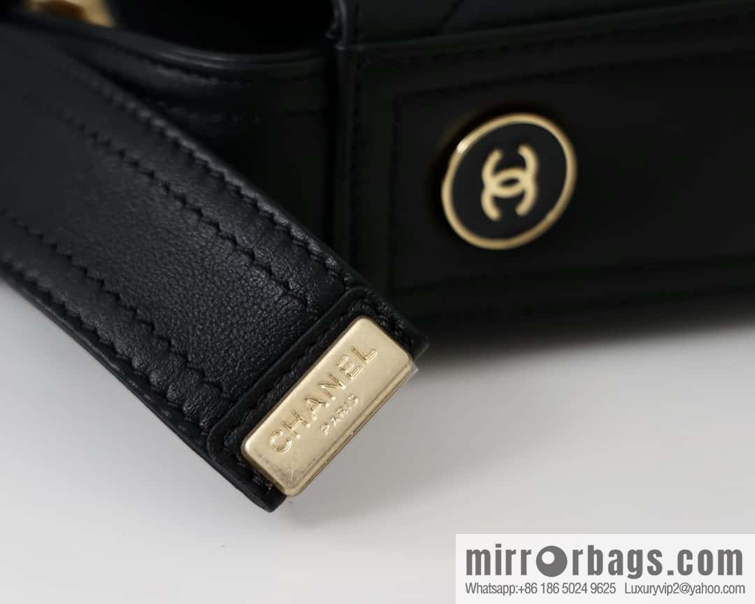 CHANEL 2021 autumn and winter high-end ready-to-wear series hippie bag AP2844