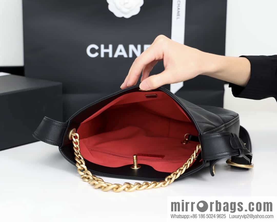 CHANEL 2021 autumn and winter high-end ready-to-wear series hippie bag AP2844