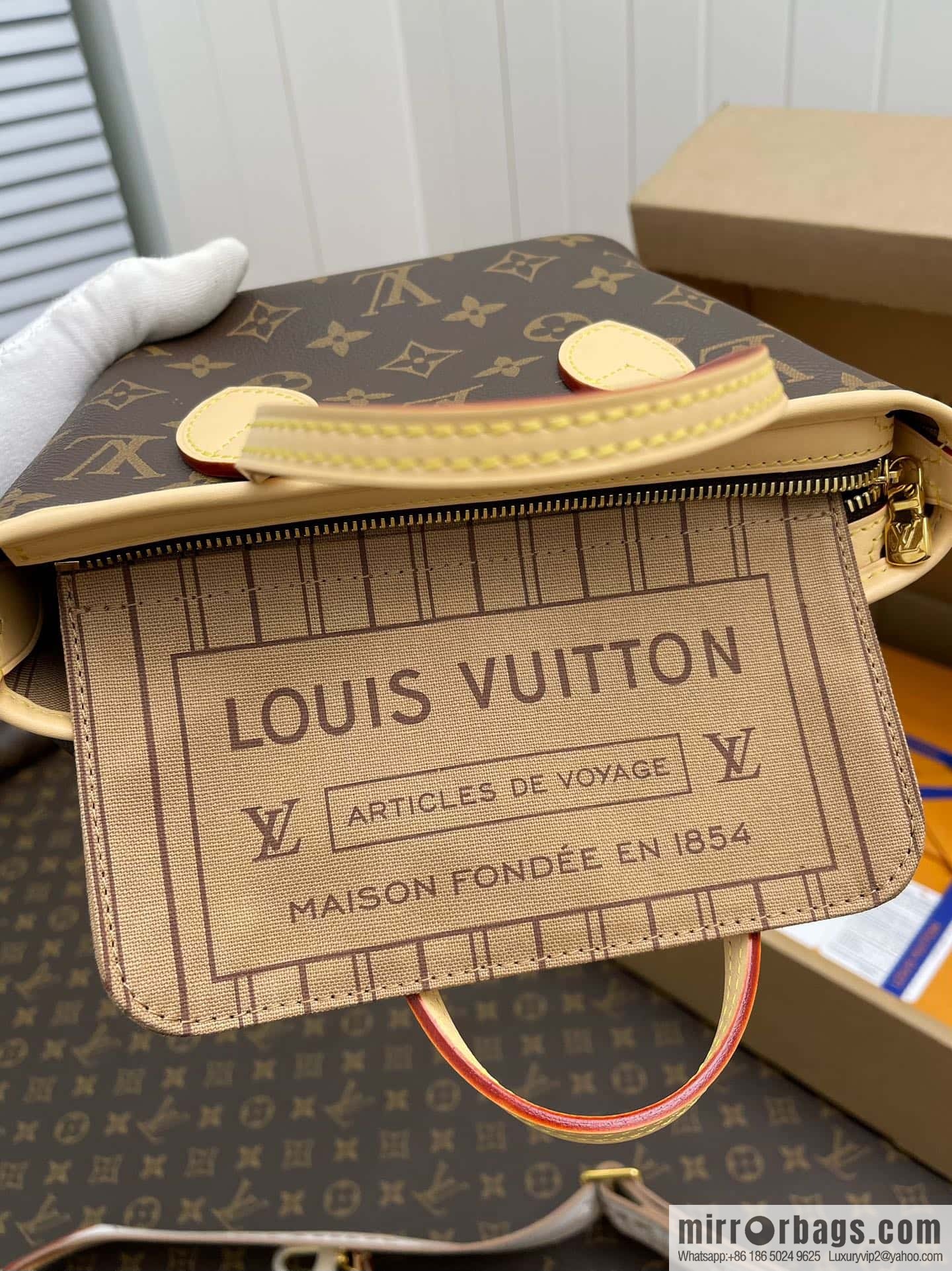 LV M46705 NEVERFULL BB TOTE