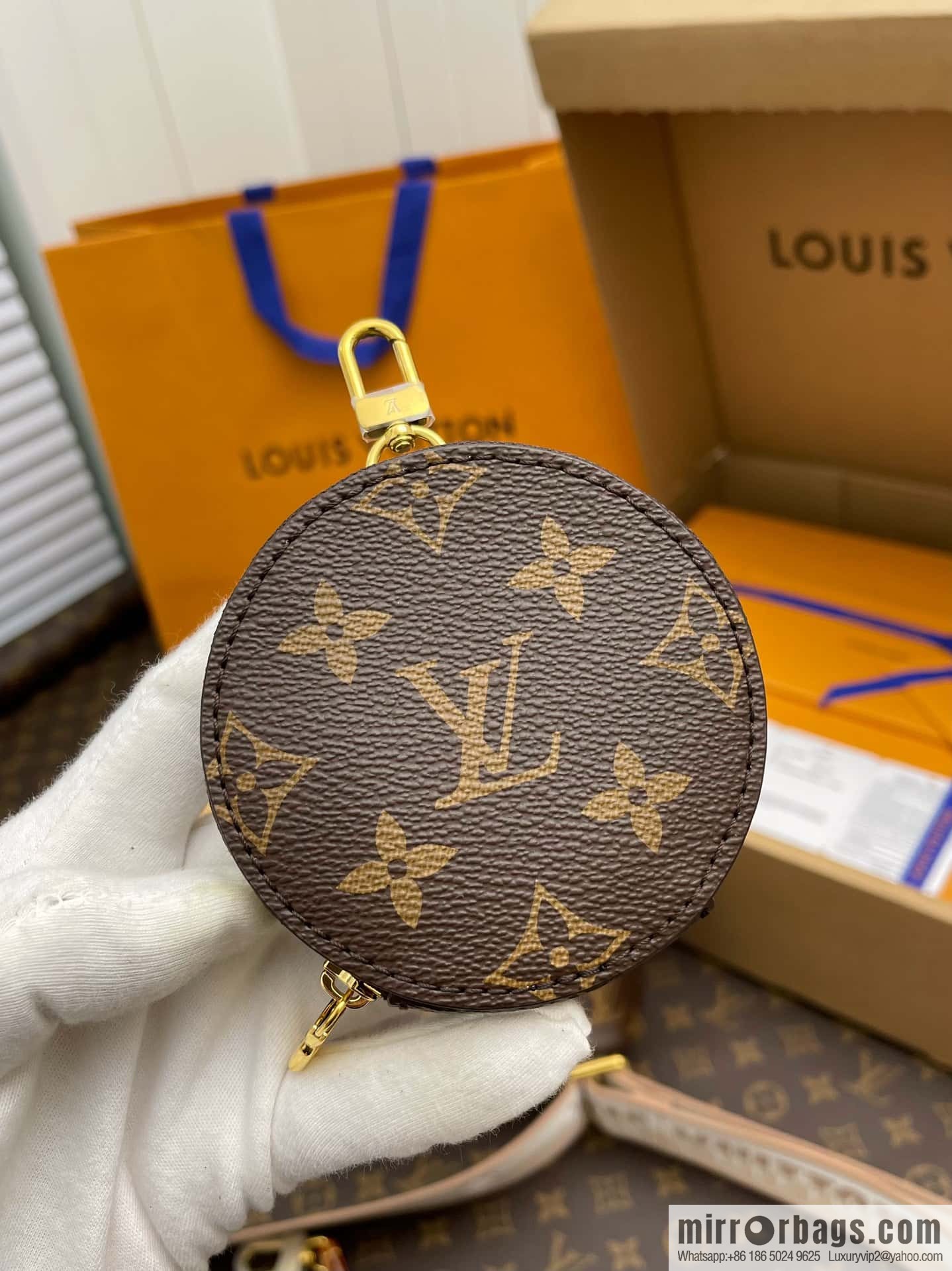 LV M46705 NEVERFULL BB TOTE
