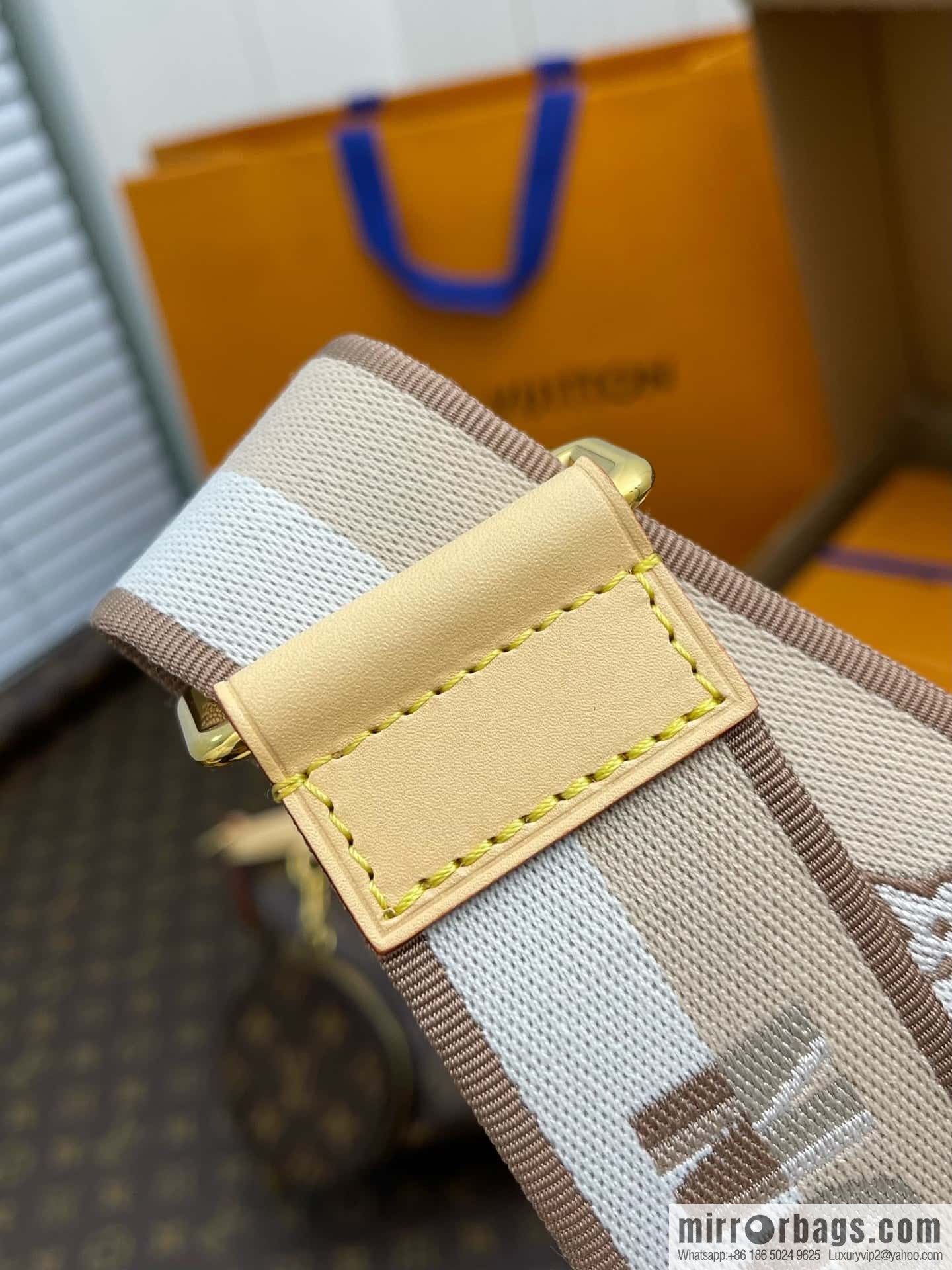 LV M46705 NEVERFULL BB TOTE