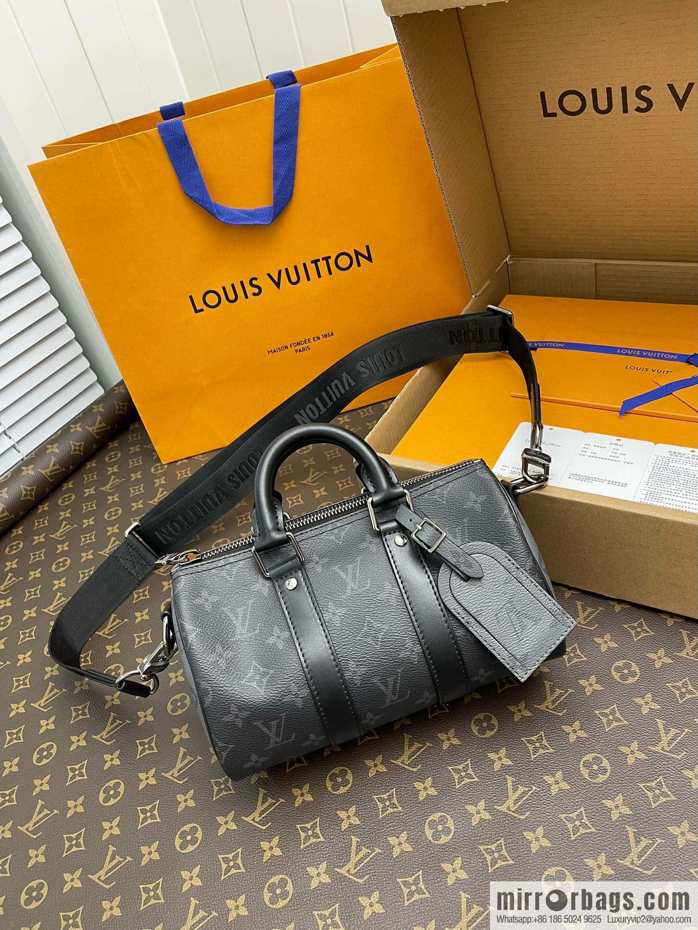 Louis Vuitton M46271 KEEPALL BANDOULI RE 25 handbag