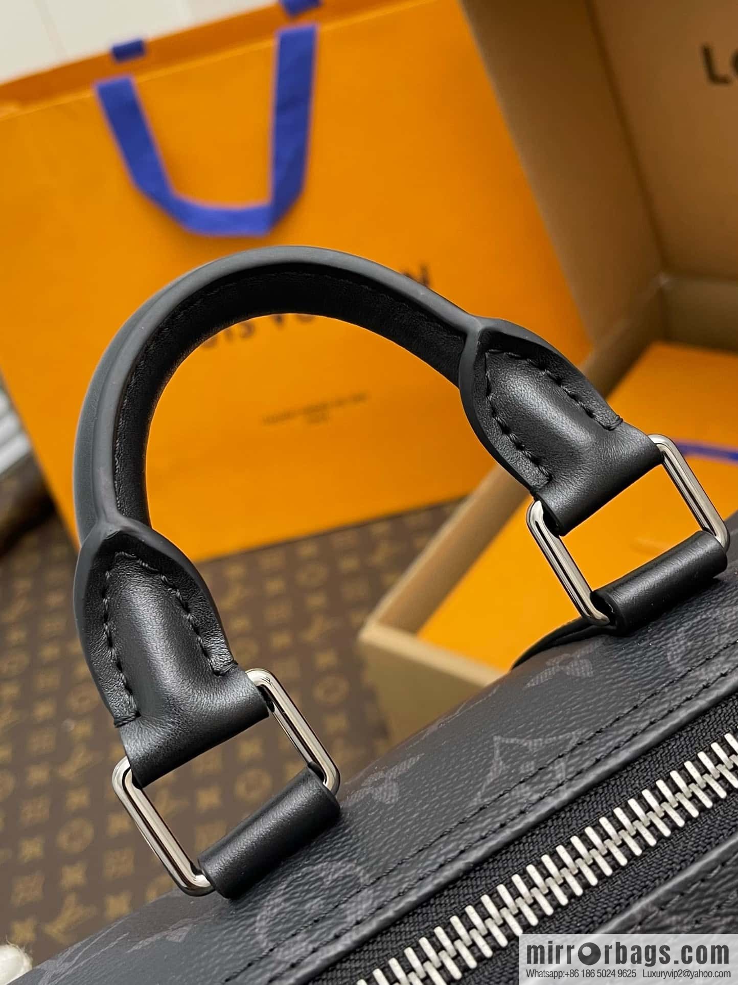 Louis Vuitton M46271 KEEPALL BANDOULI RE 25 handbag