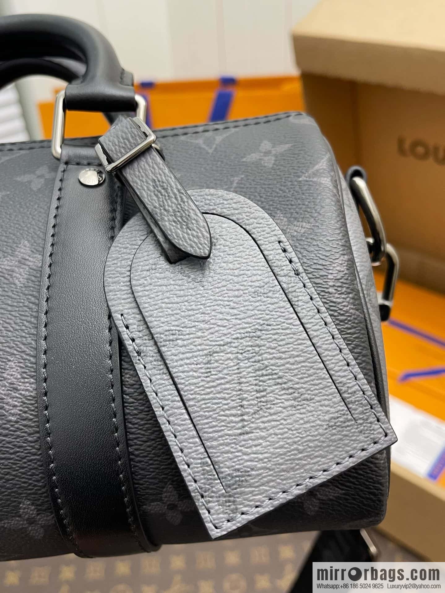 Louis Vuitton M46271 KEEPALL BANDOULI RE 25 handbag