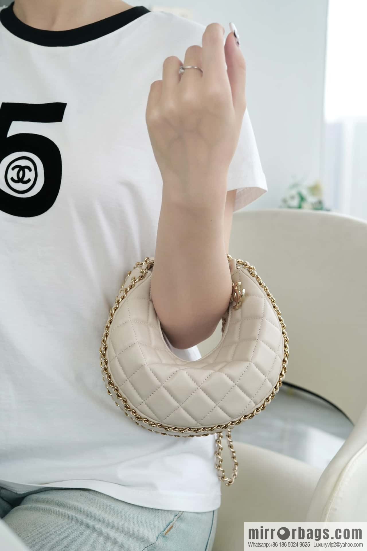 CHANEL 23p Moon/Crescent Pack AS3917 Milk Apricot