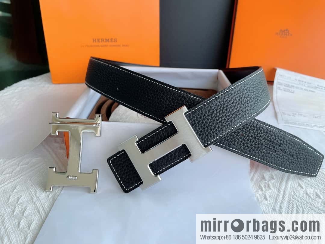 Hermès, the original double-sided version is the classic men's 38mm belt with the first layer of leather.