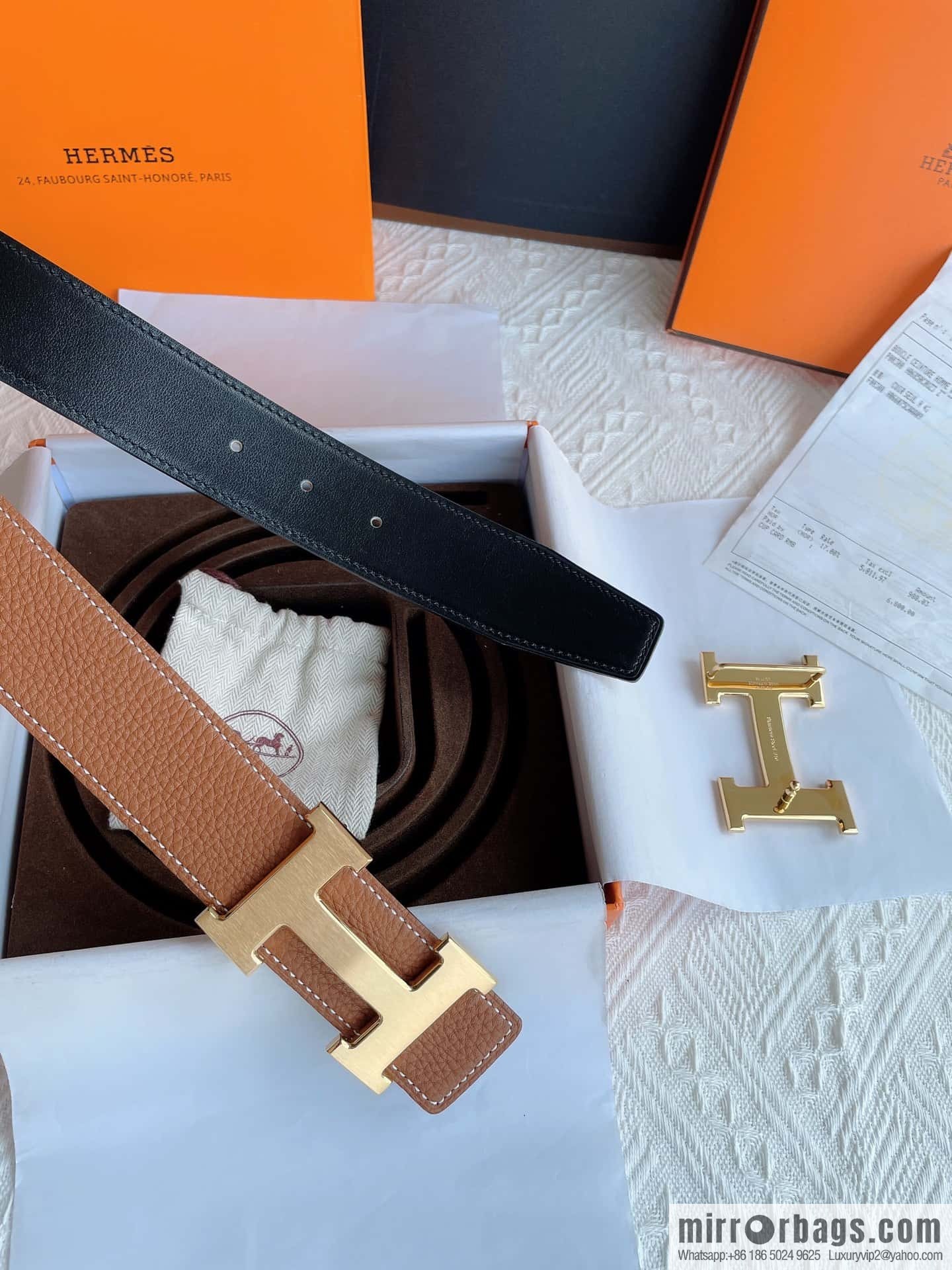 Hermès, the original double-sided version is the classic men's 38mm belt with the first layer of leather.