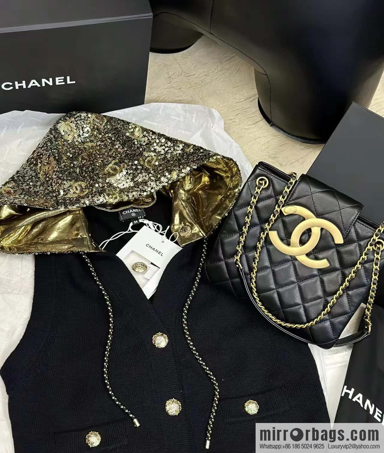 CHANEL 24C early spring vacation series, big double C Vintage tote armpit bag AS4596