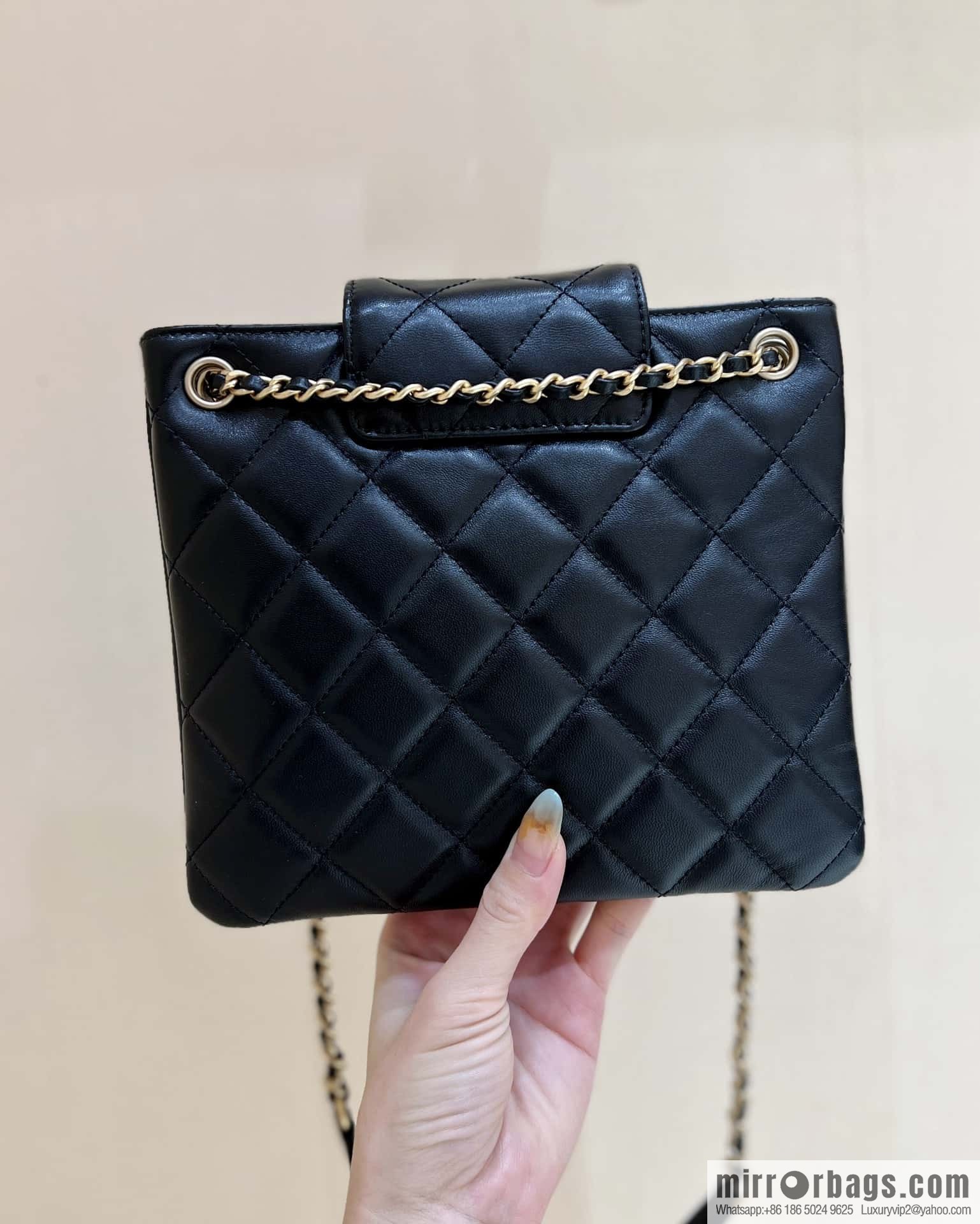 CHANEL 24C early spring vacation series, big double C Vintage tote armpit bag AS4596