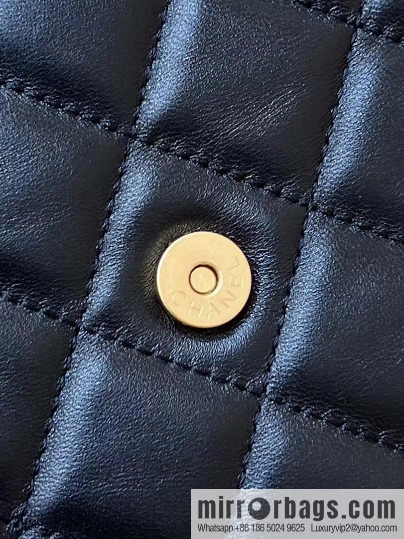 CHANEL 24C early spring vacation series, big double C Vintage tote armpit bag AS4596
