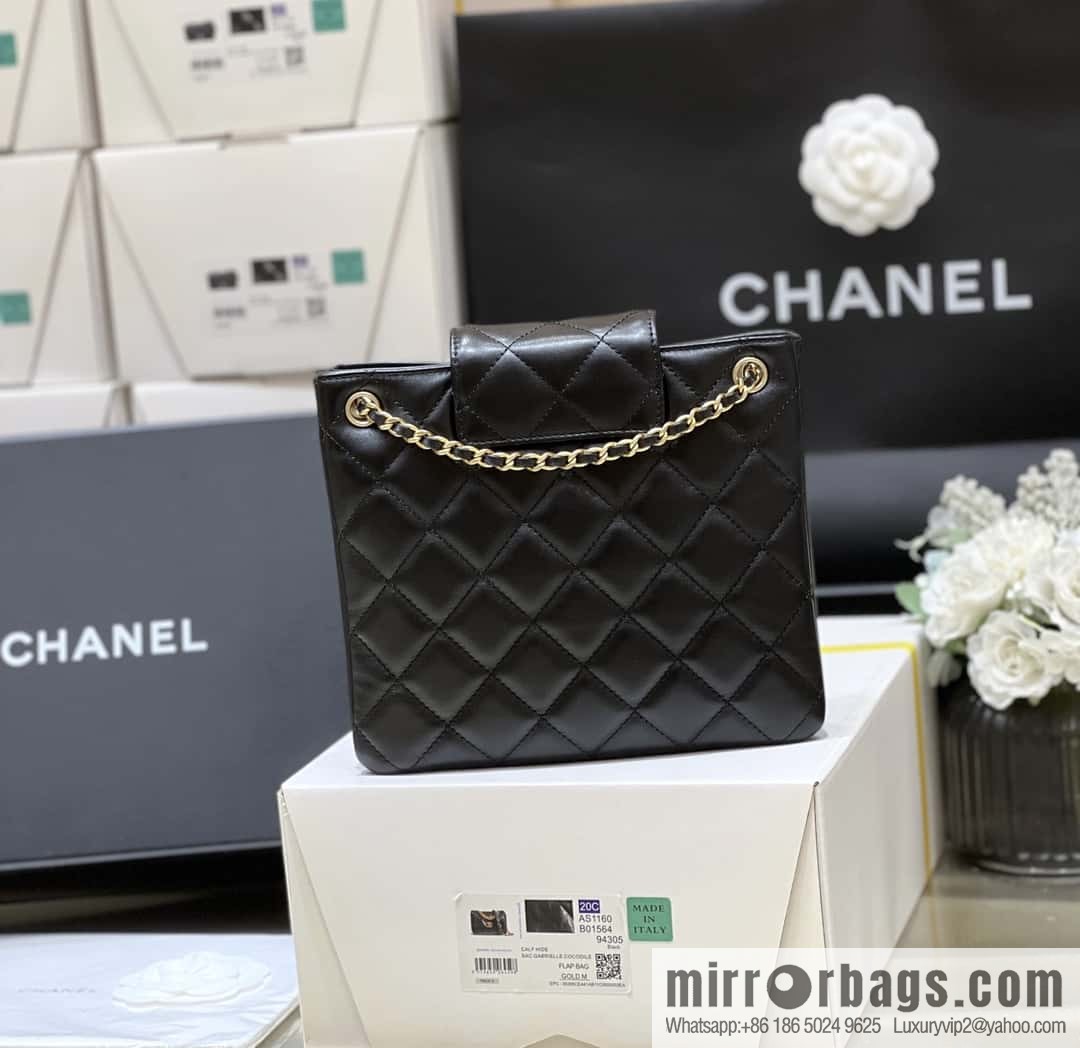 CHANEL 24C early spring vacation series, big double C Vintage tote armpit bag AS4596