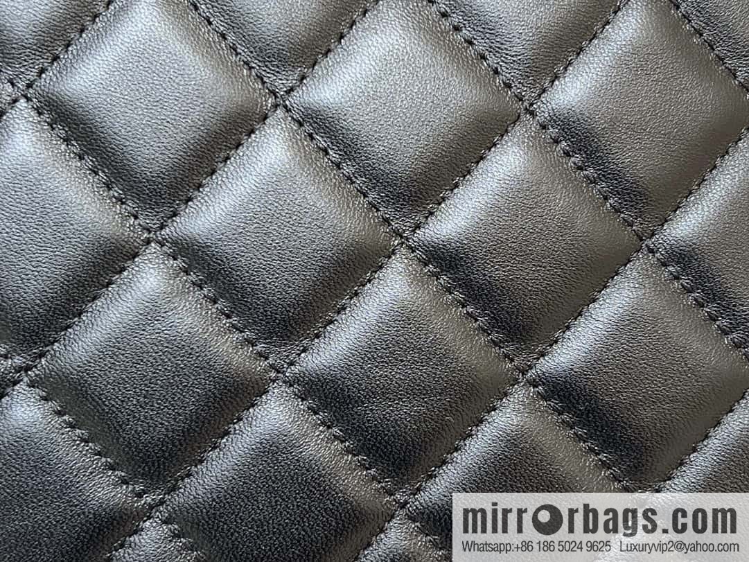 CHANEL 24C early spring vacation series, big double C Vintage tote armpit bag AS4596