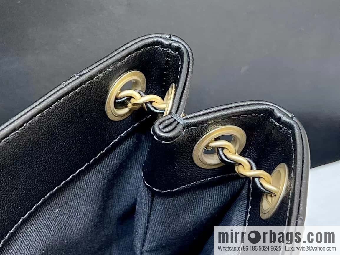 CHANEL 24C early spring vacation series Vintage double C baguette bag AS4611