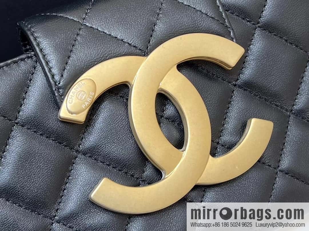 CHANEL 24C early spring vacation series Vintage double C baguette bag AS4611