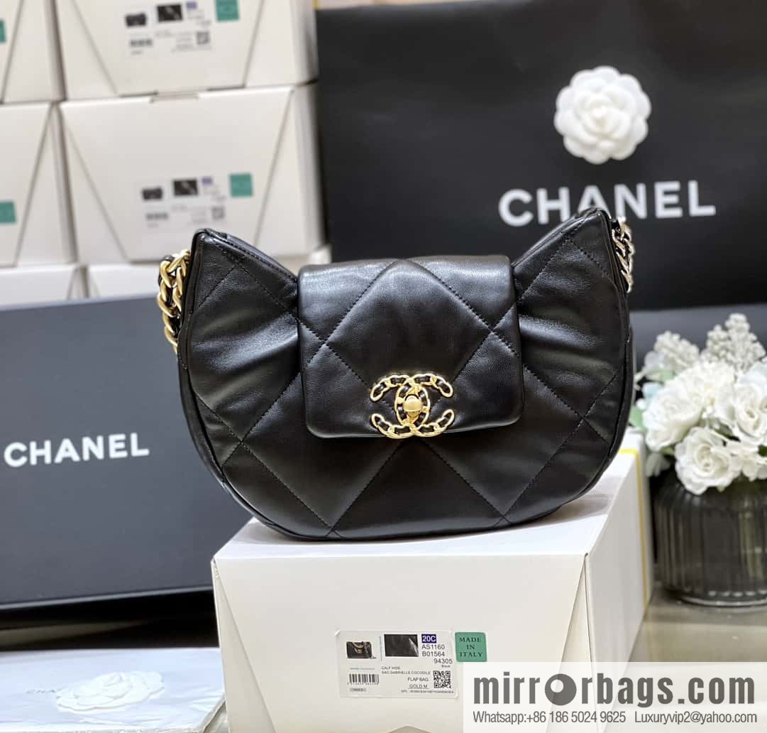 CHANEL 24C Early Spring Holiday Series 19bag Underarm Dumpling Bag AS4638