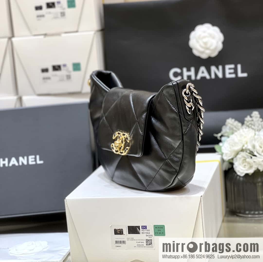 CHANEL 24C Early Spring Holiday Series 19bag Underarm Dumpling Bag AS4638