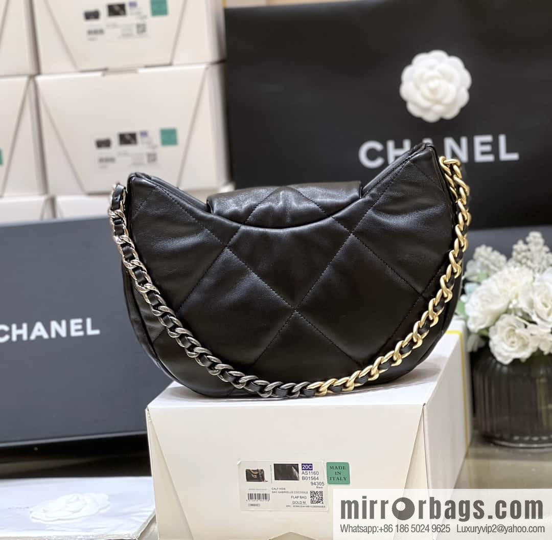 CHANEL 24C Early Spring Holiday Series 19bag Underarm Dumpling Bag AS4638