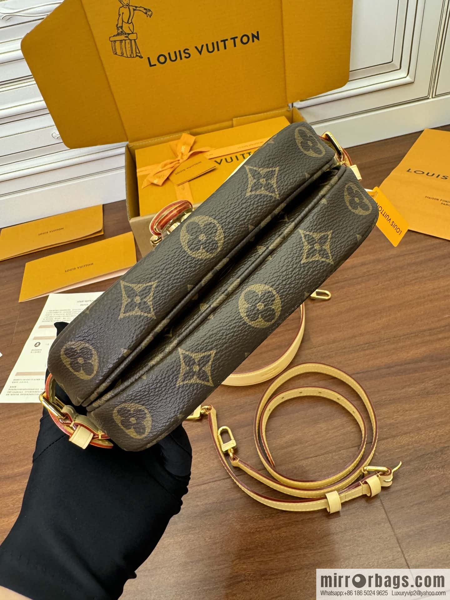 LV M46740 Saumur BB