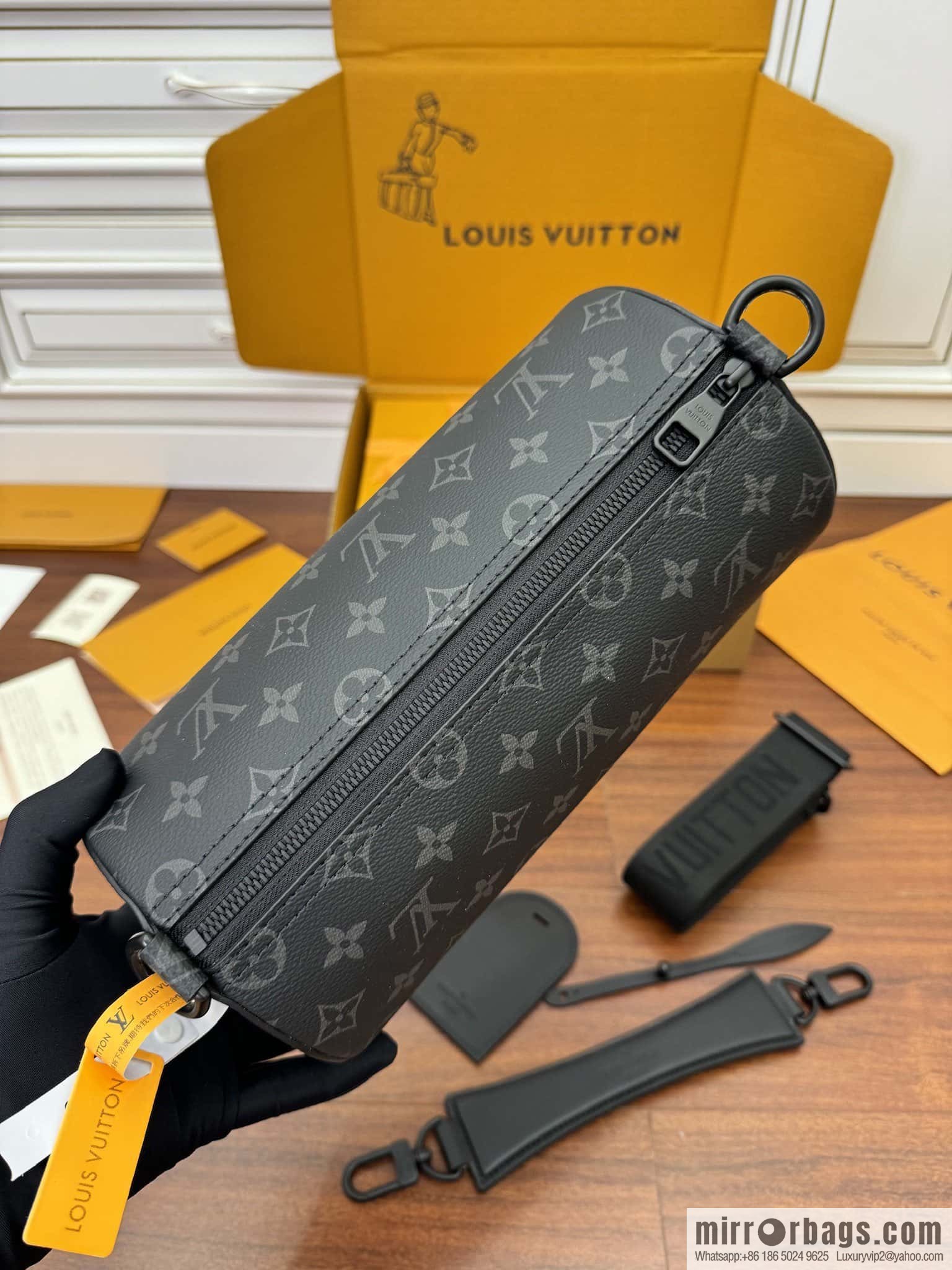 LV M46796 Soft Polochon PM