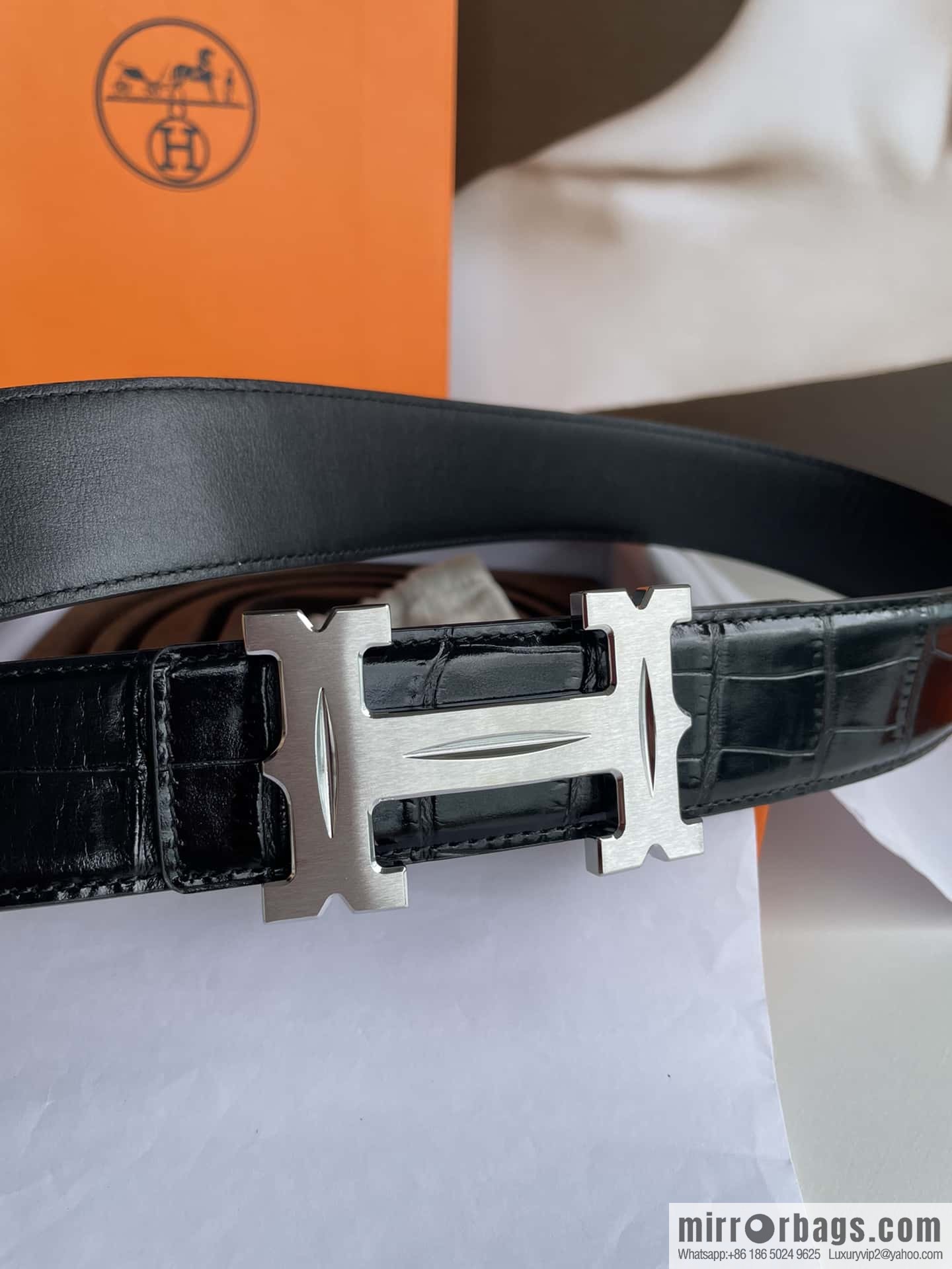 Hermès - Fareest belt buckle & imported cowhide pressed crocodile leather belt 38cm