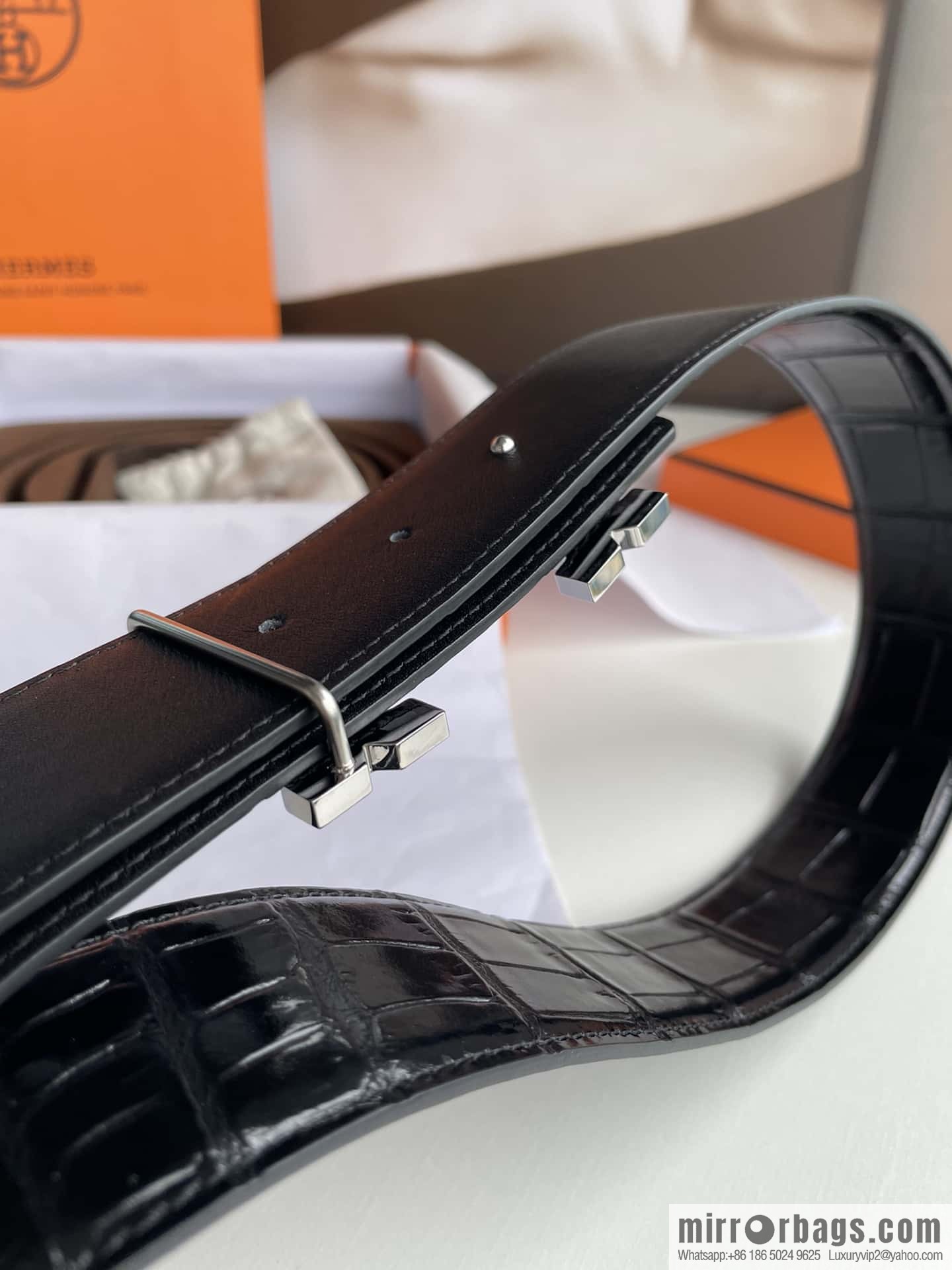 Hermès - Fareest belt buckle & imported cowhide pressed crocodile leather belt 38cm