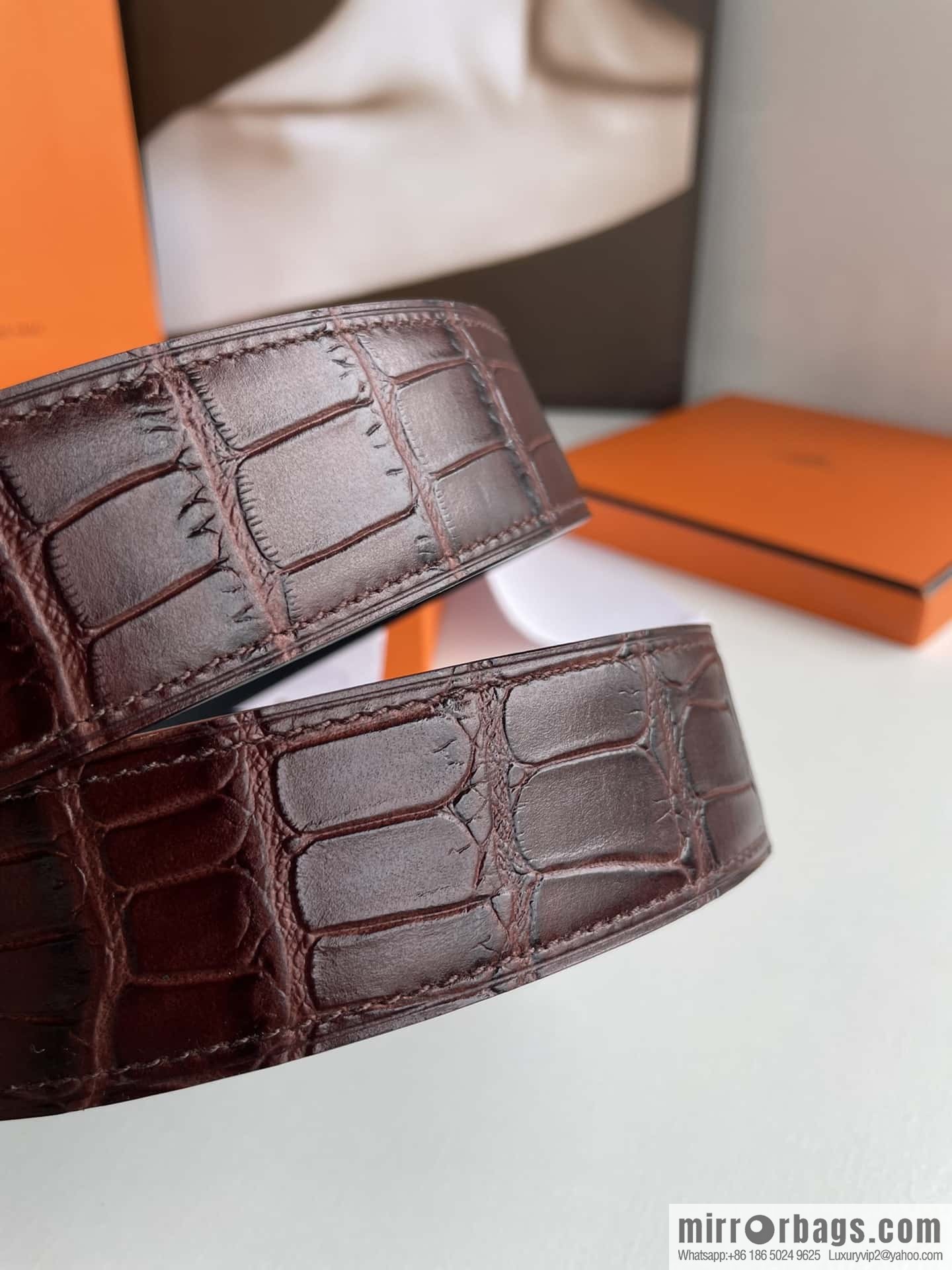 Hermès - Fareest belt buckle & imported cowhide pressed crocodile leather belt 38cm
