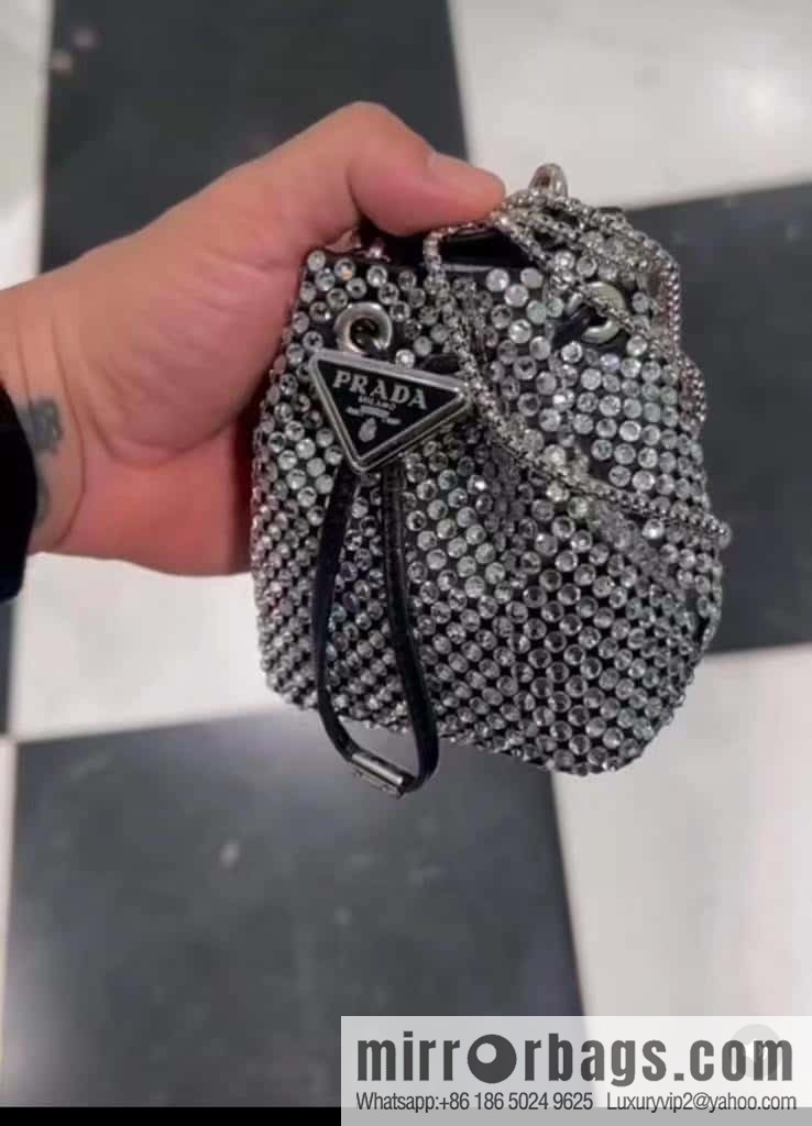 PRADA crystal mini bucket 🎉 1NR016🎉