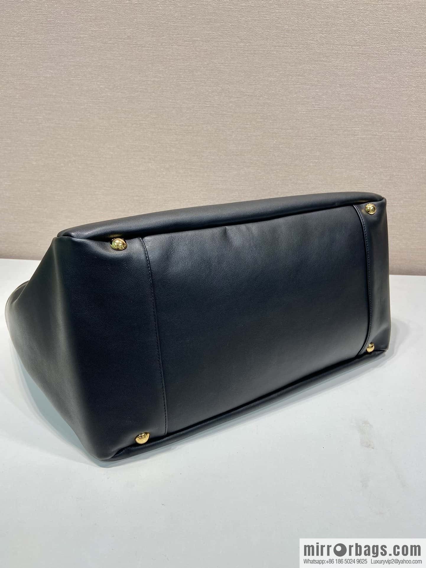 Prada 🎉 tote bag 🎉 1ba639 classic