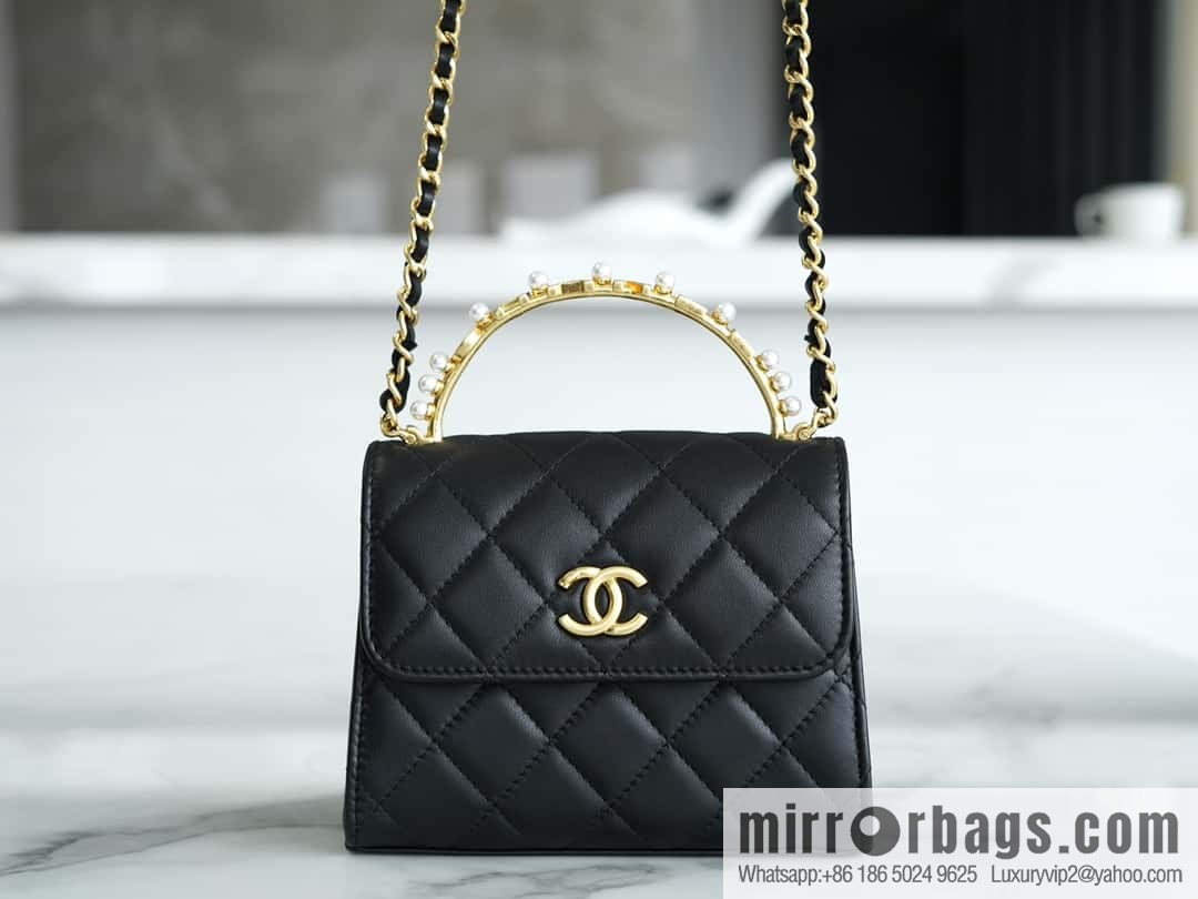 CHANEL B new autumn and winter, pearl Kelly handle chain bag AP3513