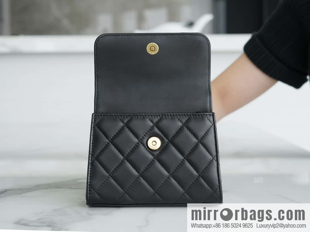 CHANEL B new autumn and winter, pearl Kelly handle chain bag AP3513