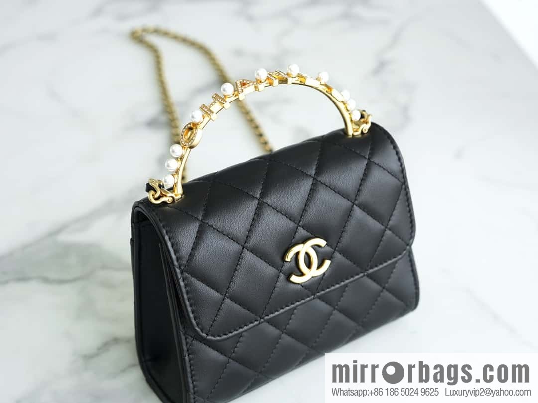 CHANEL B new autumn and winter, pearl Kelly handle chain bag AP3513