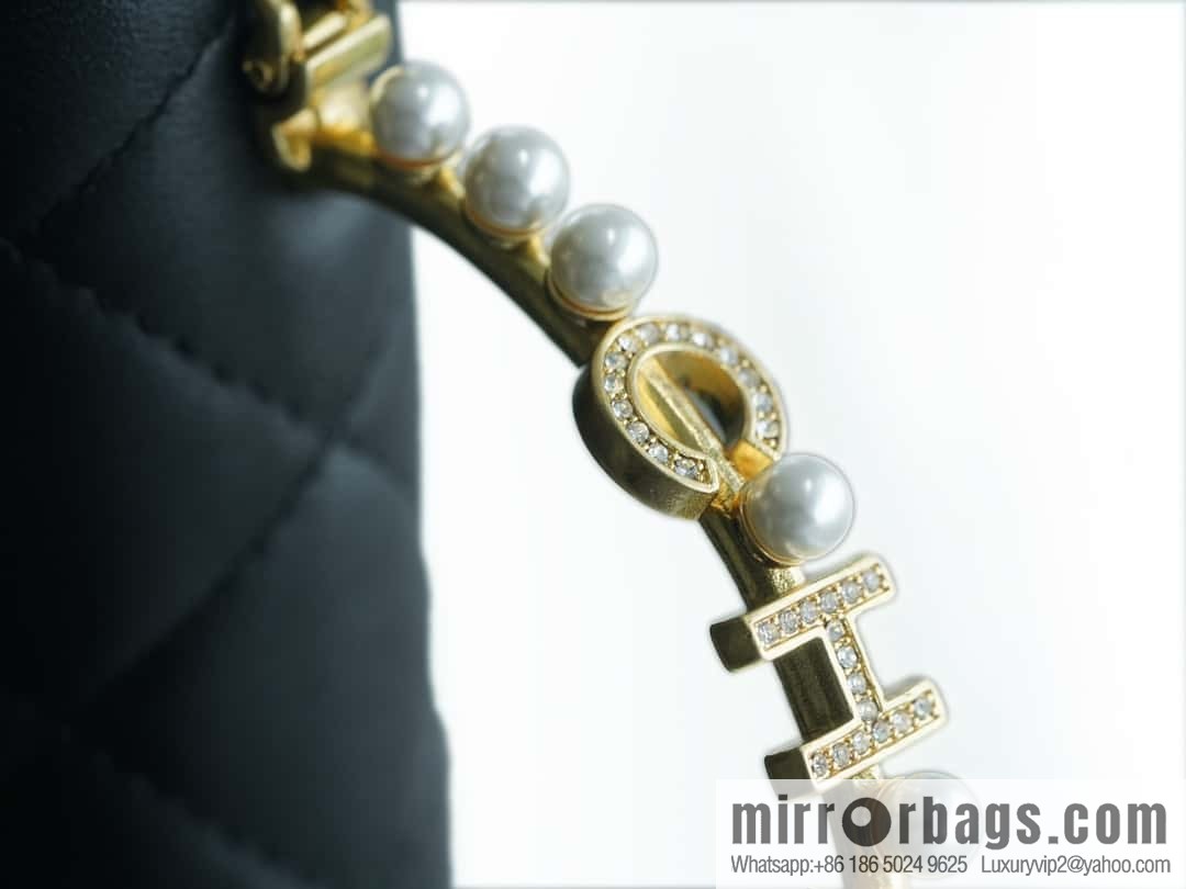 CHANEL B new autumn and winter, pearl Kelly handle chain bag AP3513