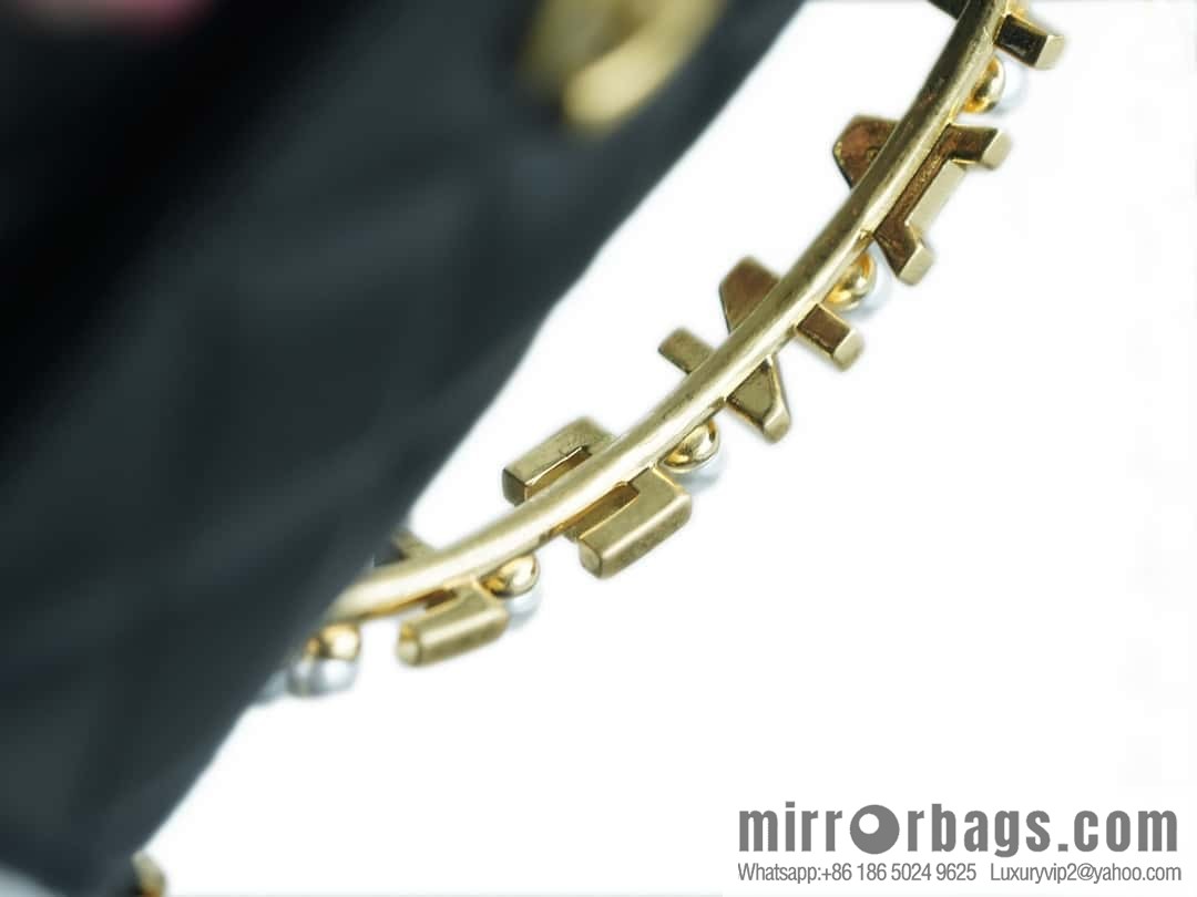CHANEL B new autumn and winter, pearl Kelly handle chain bag AP3513