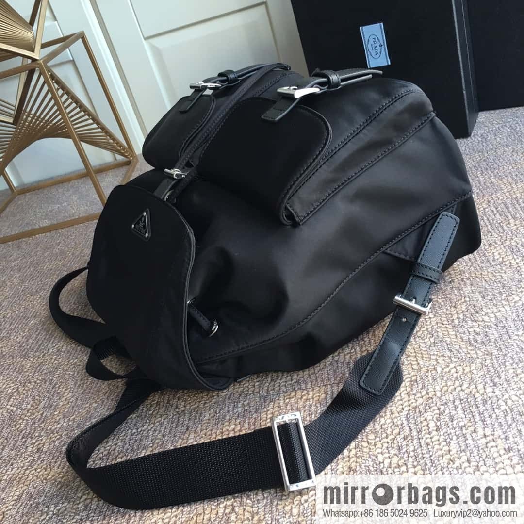PRADA imported parachute fabric + cross pattern leather backpack 2811