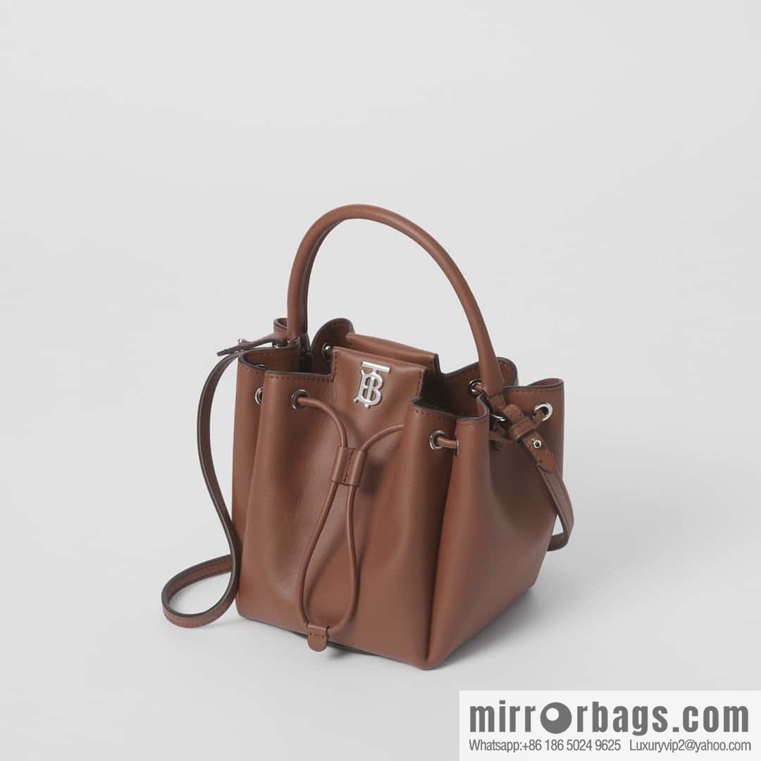 Burberry Burberry three-dimensional bucket bag caramel color